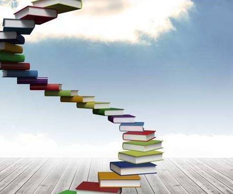 《金鯉魚的百裥裙》的敘事特點有(　)__自考《大學(xué)語文》真題