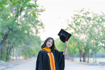 磐石成人函授的課程設(shè)置和專業(yè)選擇如何？